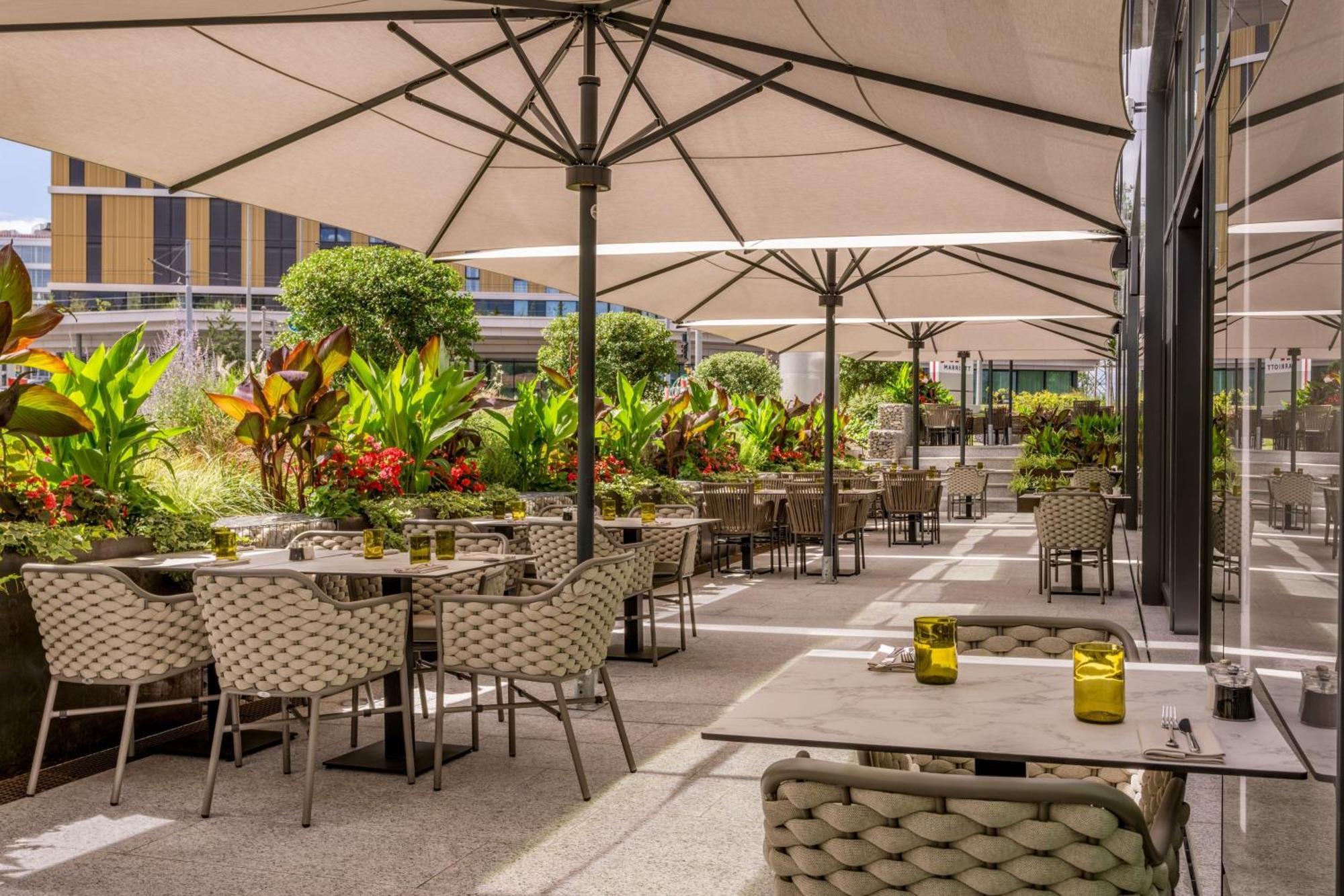 Geneva Marriott Hotel Мерен Экстерьер фото