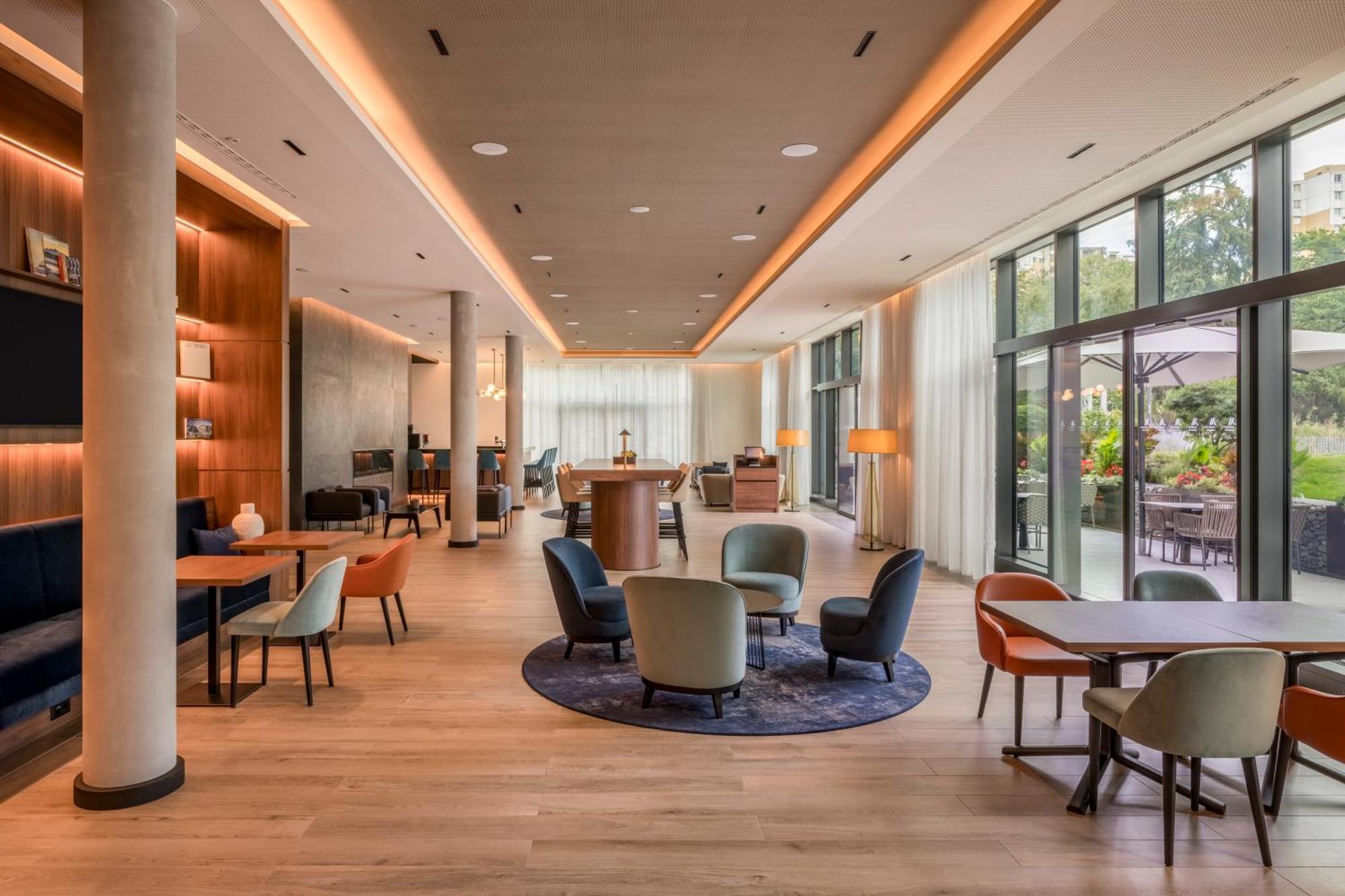 Geneva Marriott Hotel Мерен Экстерьер фото